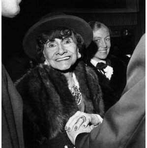 Umělecká fotografie Coco Chanel at the Premiere of the film Borsalino on March 20, 1970 in Paris, (40 x 40 cm)