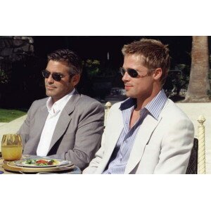 Umělecká fotografie George Clooney And Brad Pitt, (40 x 26.7 cm)