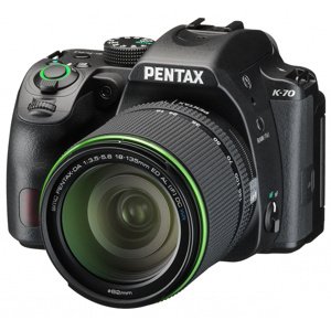 PENTAX K-70 + 18-135 mm